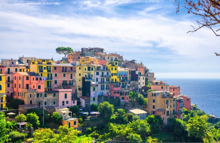 Best Time to Visit Cinque Terre