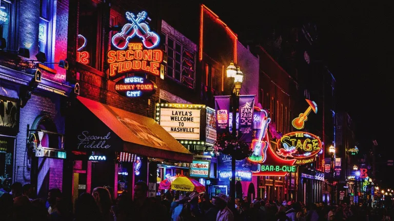 Unique Things to Do in Nashville for Couples